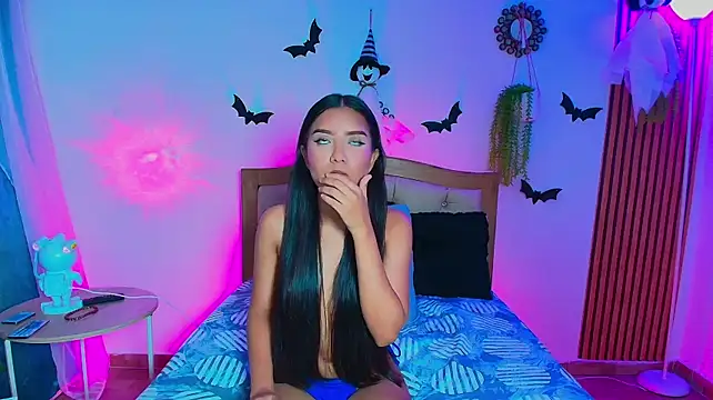 kinkysweet__ élő XXX-chatje