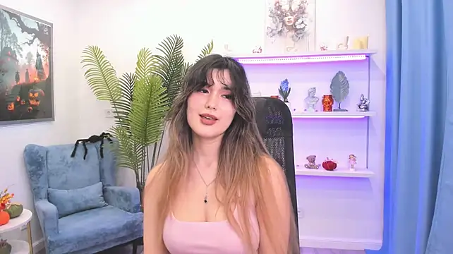 AnneTLi élő XXX-chatje