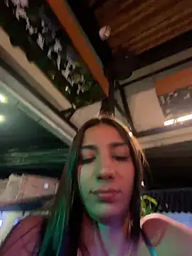 Carolina_1111 élő XXX-chatje