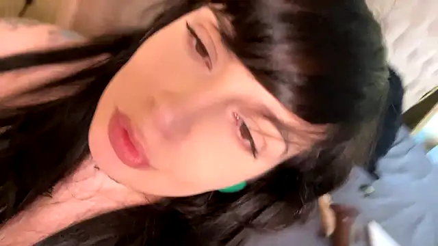 TiffanyTaboo élő XXX-chatje