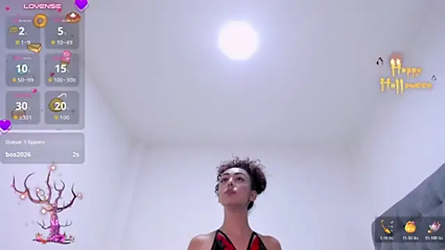 DalayMoore élő XXX-chatje