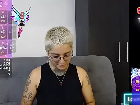 Ivyravens élő XXX-chatje
