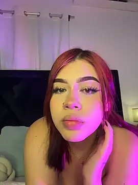 Lily_Woodz élő XXX-chatje