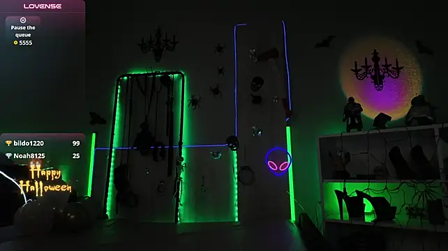 CyberXGoddess élő XXX-chatje