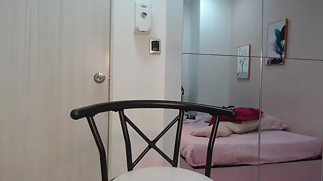 zooombee Live XXX-Chat