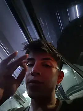 Chat XXX ao vivo de ZaneHoward
