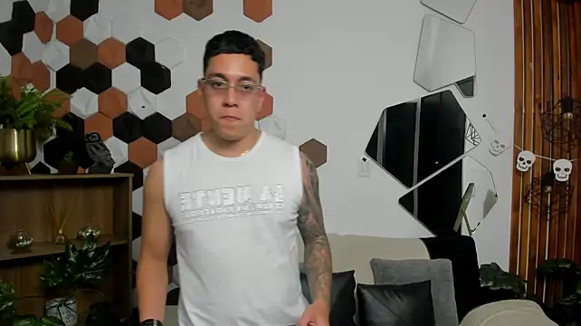 Axton_Wild – Naživo XXX chat