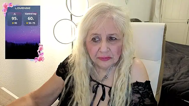 Chat XXX en directo de SusiLifeXXX