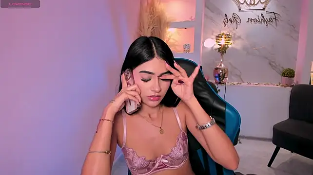 BellaaStorm 现场XXX聊天