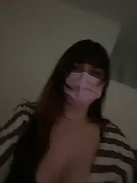 MissNyx2 现场XXX聊天