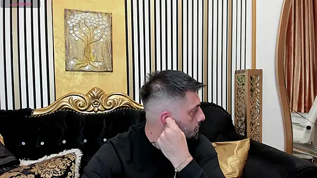 TommyDum's Live XXX Chat