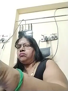 bigbum68's Live XXX Chat