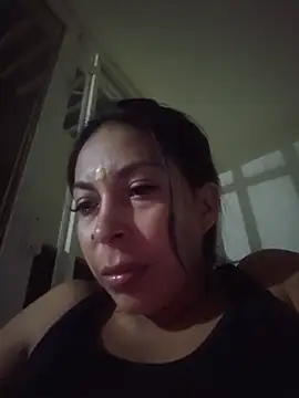 vero__gomez Adlı Modelin Canlı XXX Sohbeti