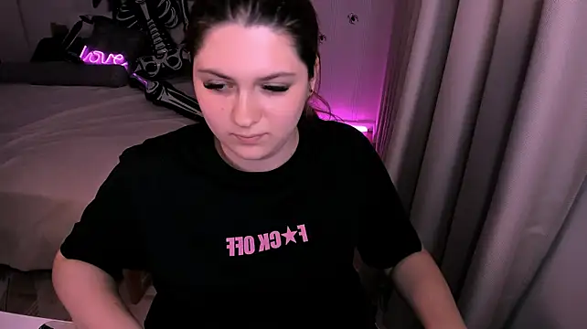 XXX chat uživo modela FieryMilena