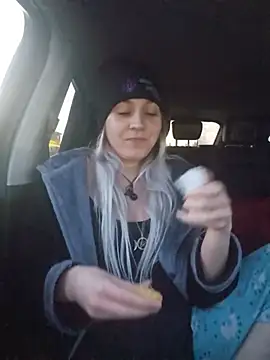 XXX chat uživo modela ScarletsWeb