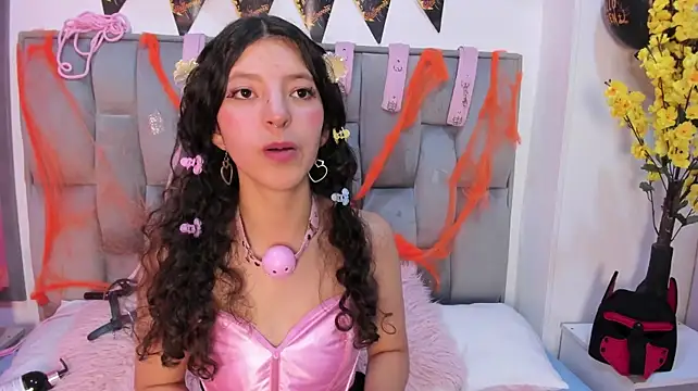 Namii__ Chat XXX in diretta
