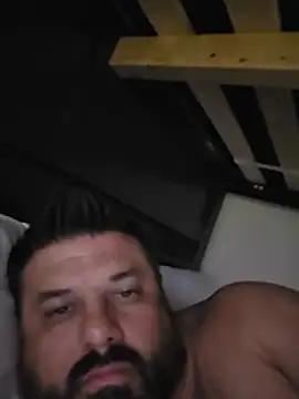 Roddog18 – Naživo XXX chat