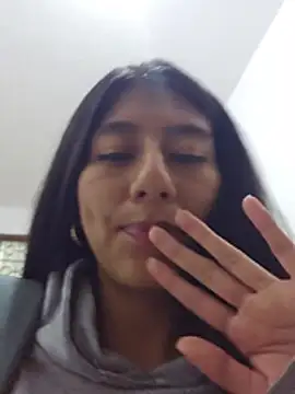 Chat +18 de Carla_Alvez ao vivo