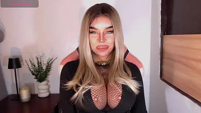 XXX chat uživo modela DominantxSheena