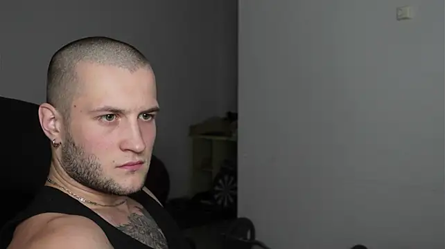 צ'אט XXX בשידור חי של Igor_Wilde