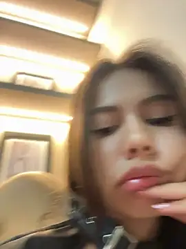 AleeshaCameron2 Chat XXX in diretta
