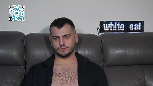 دردشة CrazyDom1 الجنسية المباشرة
