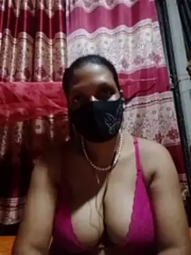 แชท XXX สดของ Ripa-