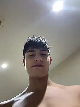 Chatroom XXX en direct de Lander_Cruz