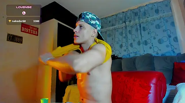 DavidNeill Live XXX-Chat