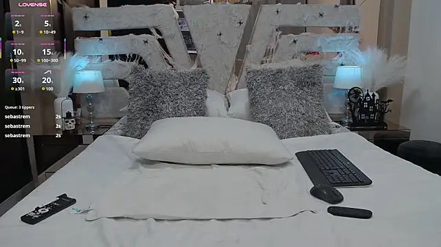 stacey_williams élő XXX-chatje