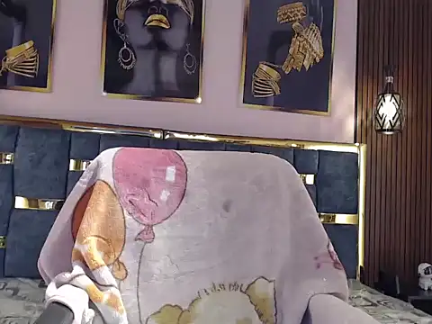 SALOME_KONOR élő XXX-chatje
