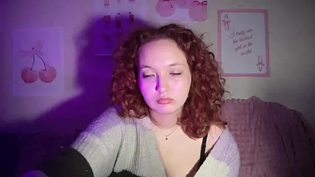 AriaBlush élő XXX-chatje