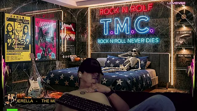 Živý XXX chat chino_roz