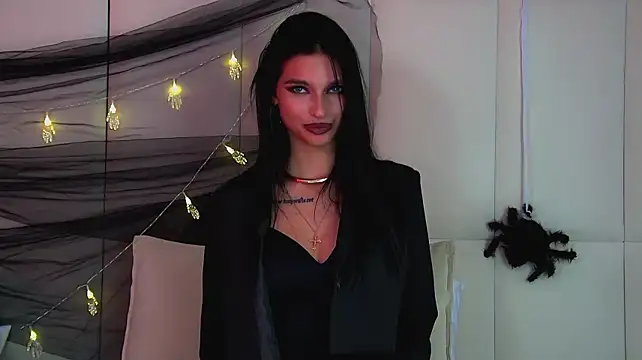 BeverlyMost Live XXX-Chat