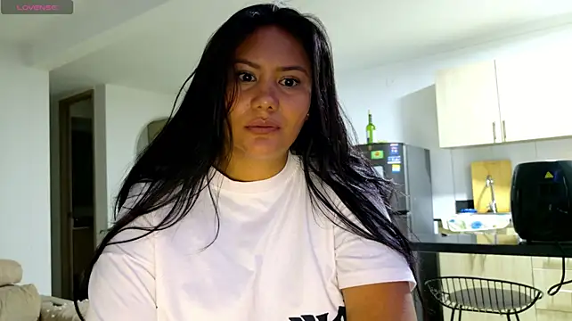 AlessandraMalory élő XXX-chatje