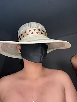 sexy_palli élő XXX-chatje