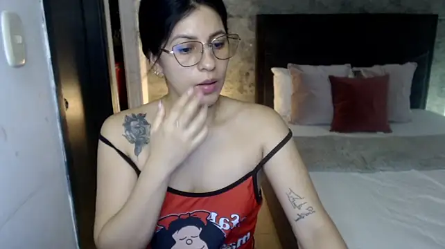 isa_cruzx élő XXX-chatje