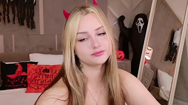 Kendra_Parlow élő XXX-chatje