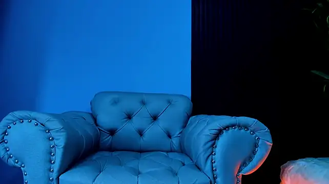 Luna__Red_ élő XXX-chatje