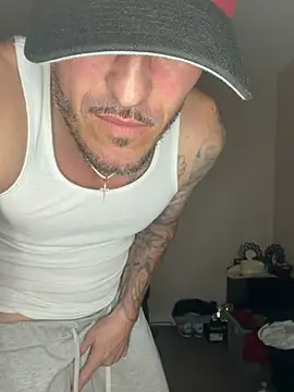 LueVille6's Webcam Show