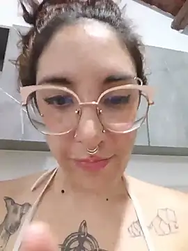 Melinerd Chat XXX in diretta