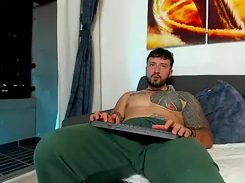 Dave_Max93 XXX чат на живо
