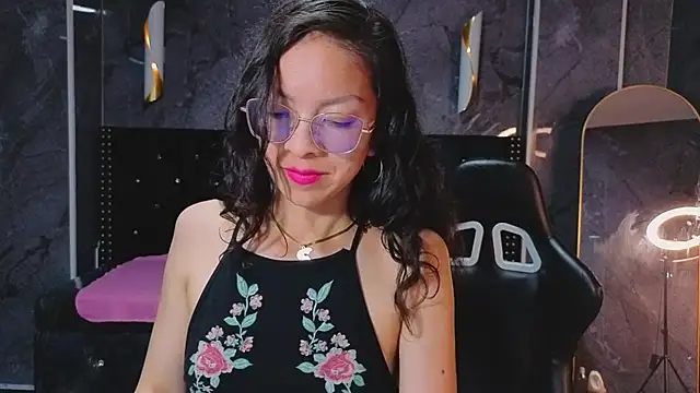 Sandra98_b লাইভ XXX চ্যাট