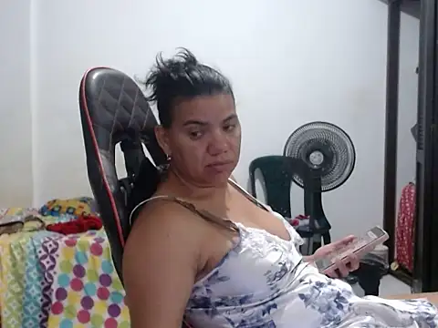 Adriana_0312's Live XXX Chat