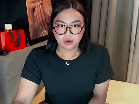 دردشة AsianHotPrecious الجنسية المباشرة