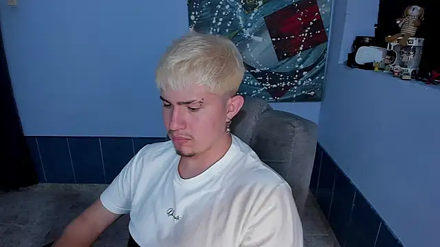 patrik_027's Live XXX Chat