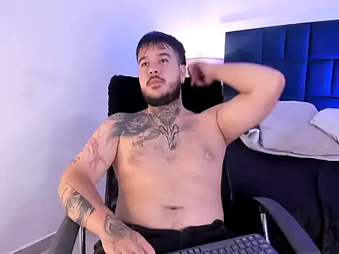 DanteBlossom webcam show