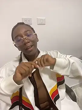 Zahhy_ Chat XXX in diretta