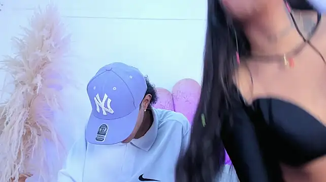 candyandmarilyn 即時 XXX 聊天