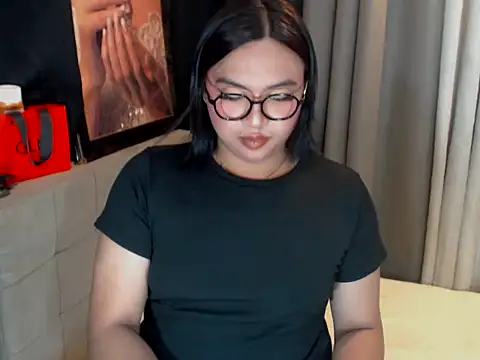 دردشة AsianHotPrecious الجنسية المباشرة